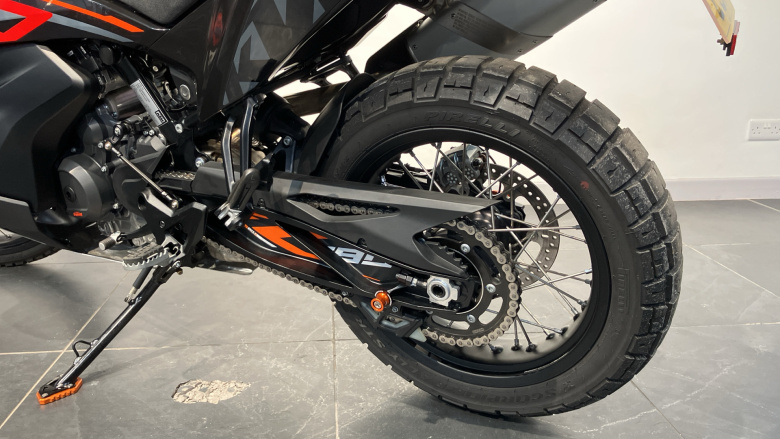 Ktm Adventure 790 Adventure (25MY)